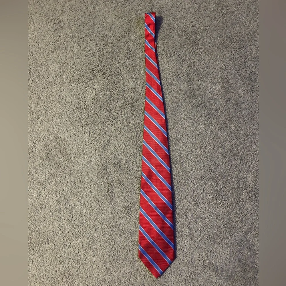 Brooks Brothers 346 Pure Silk Stripe‎ Print Tie